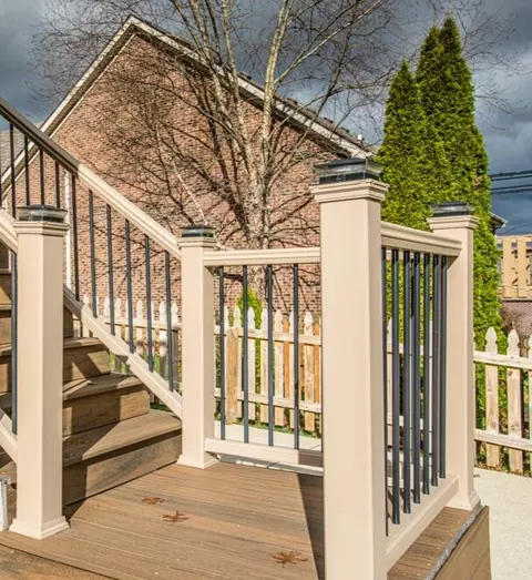 Exterior - 108 Cedar Stream Dr, Paris, KY 40361 photo 6 of 9