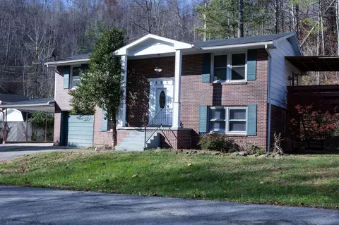 509 William Henry Dixon Blvd, Paintsville, KY 41240