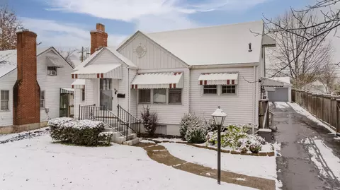 916 Meadow Ln, Lexington, KY 40505