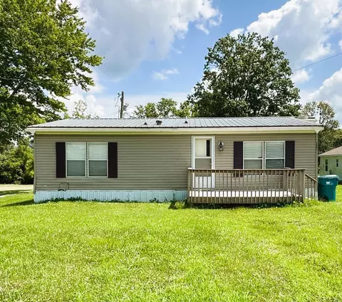 2005 Sharkey Rd, Morehead, KY 40351