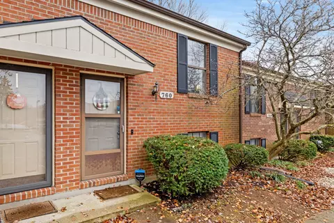 760 Spring Meadows Dr, Lexington, KY 40504