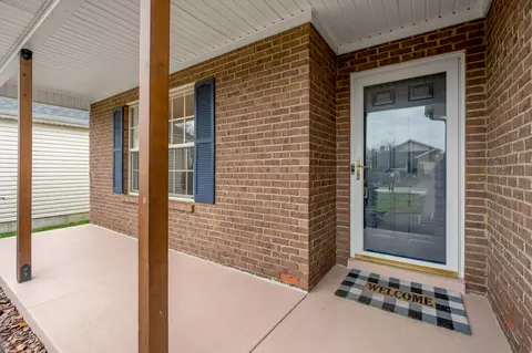 107 Olivia Dr, Nicholasville, KY 40356