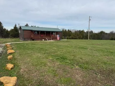 10082 Ky 57, Tollesboro, KY 41189