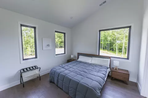 Bedroom - 348 Restful Run Rd, Nancy, KY 42544 photo 11 of 15
