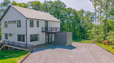 Exterior - 348 Restful Run Rd, Nancy, KY 42544 photo 3 of 10