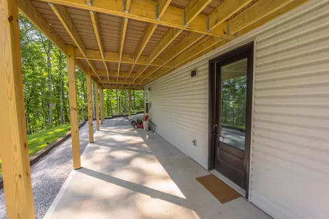 Exterior - 348 Restful Run Rd, Nancy, KY 42544 photo 6 of 10