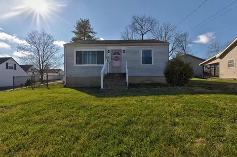 213 Springdale Ave, Cynthiana, KY 41031