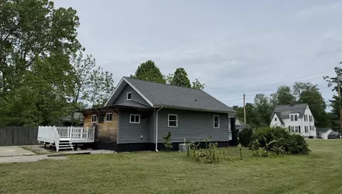 Exterior - 606 Prospect St, Berea, KY 40403 photo 5 of 15