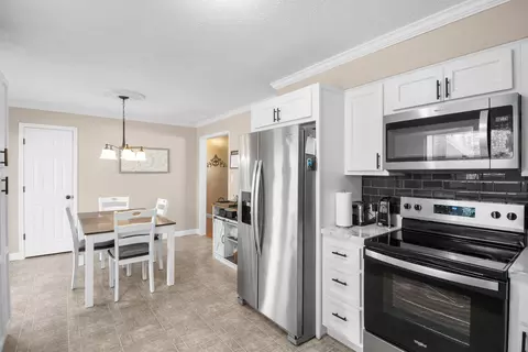 Kitchen - 310 Forego Trl, Corbin, KY 40701 photo 6 of 6