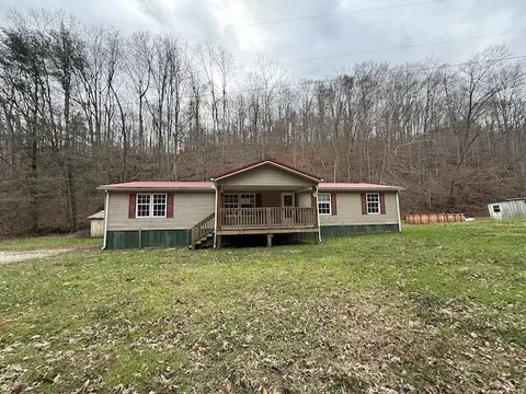 509 Ponder Branch Rd, Frenchburg, KY 40322