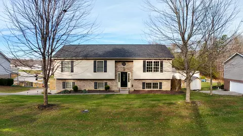 195 Stony Brook Dr, Corbin, KY 40701
