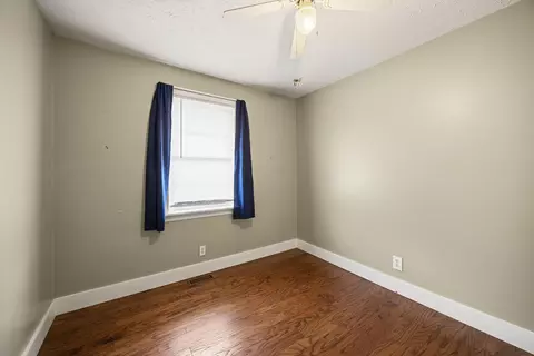 Bedroom - 405 Chambers St, Paris, KY 40361 photo 1 of 7