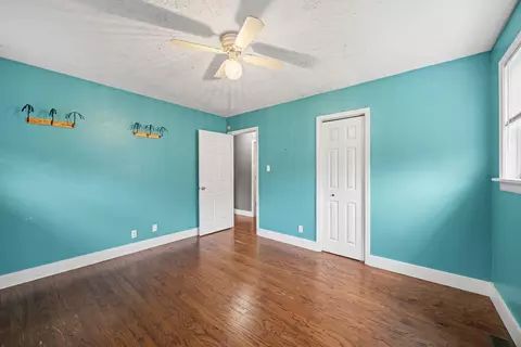 Bedroom - 405 Chambers St, Paris, KY 40361 photo 5 of 7