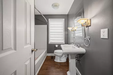 Bath - 405 Chambers St, Paris, KY 40361 photo 1 of 1