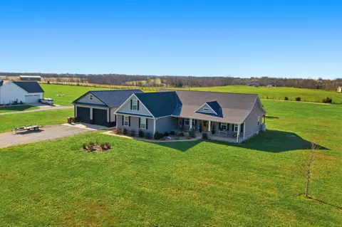 743 Garriott Ln, Harrodsburg, KY 40330