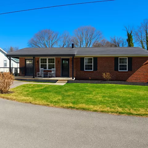 414 Riddell Ct, Irvine, KY 40336