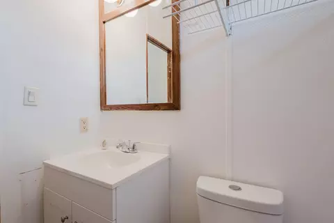 Bath - 430 Apache Dr, Paint Lick, KY 40461 photo 2 of 6