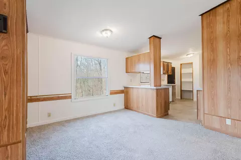 Living - 430 Apache Dr, Paint Lick, KY 40461 photo 6 of 12