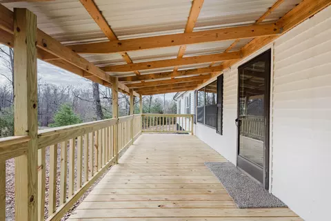 Exterior - 430 Apache Dr, Paint Lick, KY 40461 photo 3 of 5