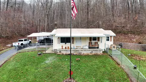 1122 Ky-89, Mckee, KY 40447