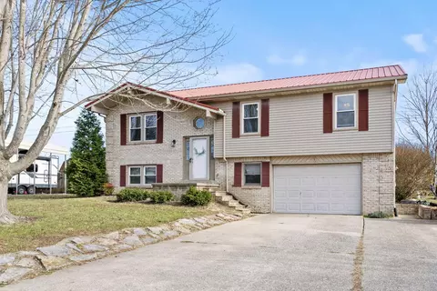 362 Peachtree Dr, Berea, KY 40403