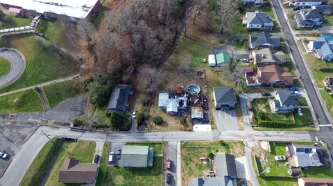 602 Steele St, Corbin, KY 40701 photo 2