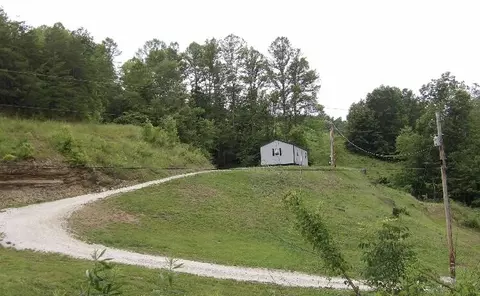 264 Sunshine Ln, West Liberty, KY 41472