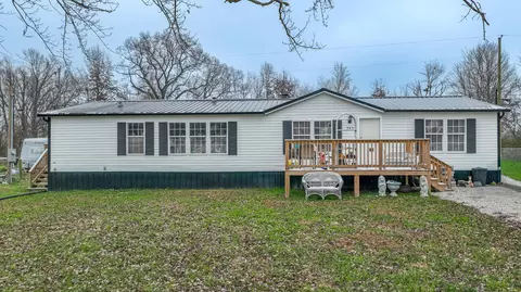 252 Stamper Ln, Waco, KY 40385