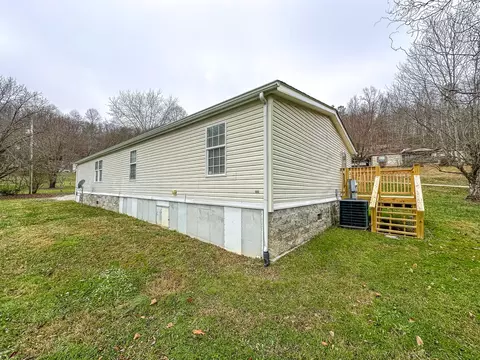Exterior - 331 Ellen Ln, Gray, KY 40734 photo 3 of 6