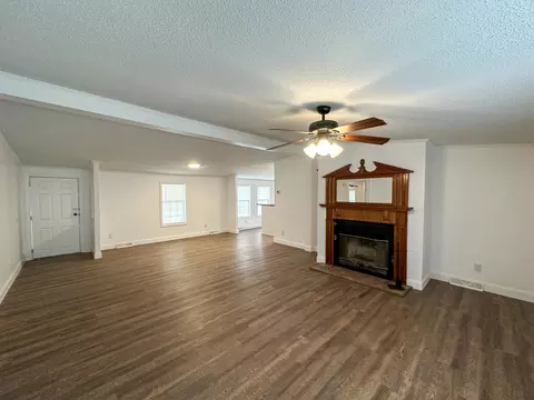 Living - 331 Ellen Ln, Gray, KY 40734 photo 3 of 5