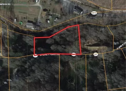 2663 Highway 221, Pineville, KY 40977