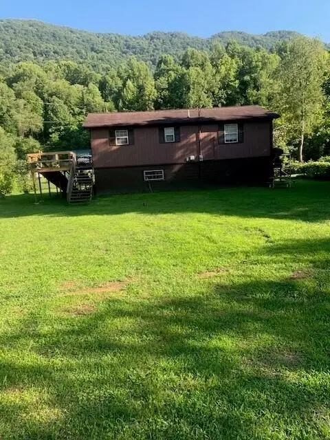 14 Old Jenson Hollow Rd, Pineville, KY 40977