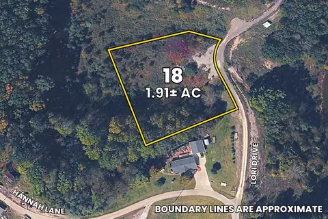 18 Lori Dr, Irvine, KY 40336