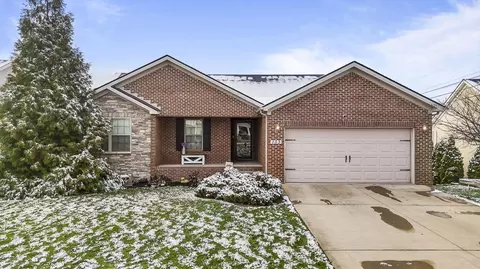 133 Mcpeek Pl, Nicholasville, KY 40356