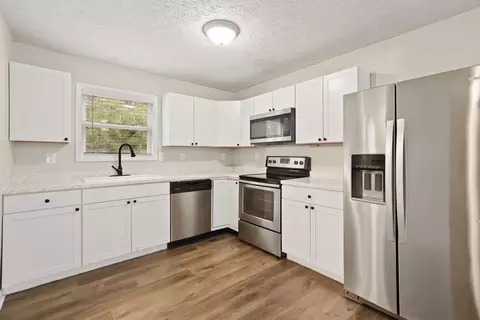 Kitchen - 214 W Center St, Corbin, KY 40701 photo 1 of 1