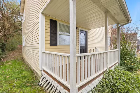Exterior - 214 W Center St, Corbin, KY 40701 photo 2 of 7