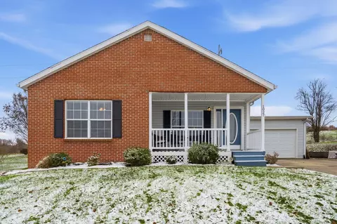 1027 Regency Rd, Danville, KY 40422