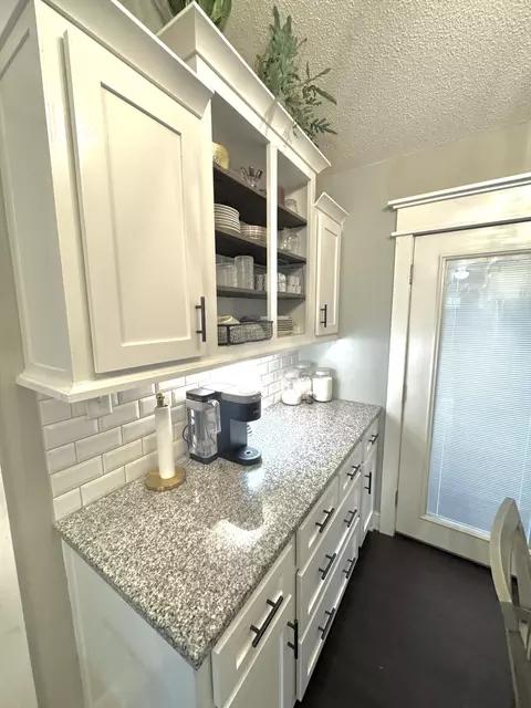 Kitchen - 116 Wells Ln, Corbin, KY 40701 photo 3 of 3
