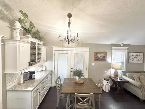 Kitchen - 116 Wells Ln, Corbin, KY 40701 photo 2 of 3