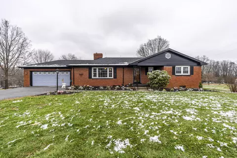 803 Clintonville Rd, Paris, KY 40361