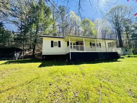 89 Belles Fork Rd, Manchester, KY 40962