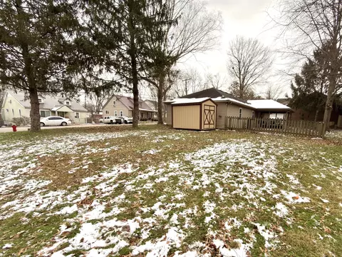 Exterior - 551 Old Peacock Rd, Paris, KY 40361 photo 3 of 7