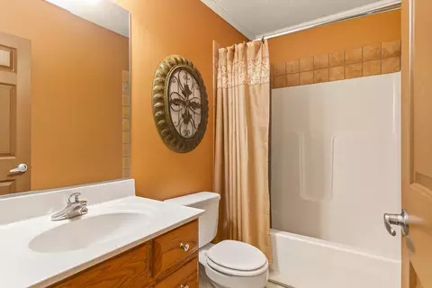 104 Woodview Dr, Nicholasville, KY 40356