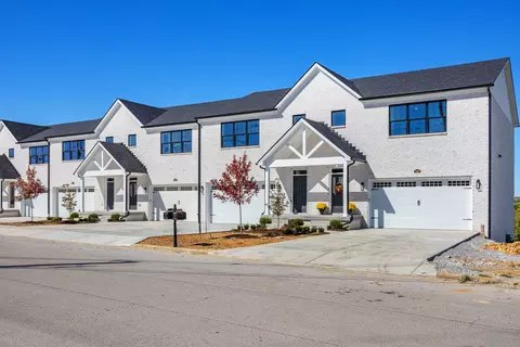 1009 Lauderdale Dr, Nicholasville, KY 40356