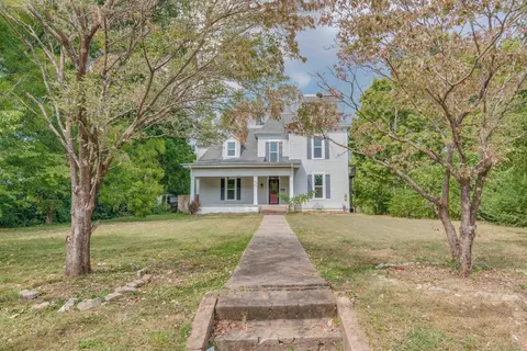 368 N 3rd St, Richmond, KY 40475