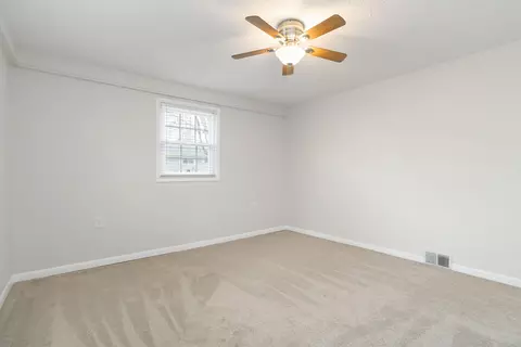 Bedroom - 12 Ashley Ave, Corbin, KY 40701 photo 4 of 10