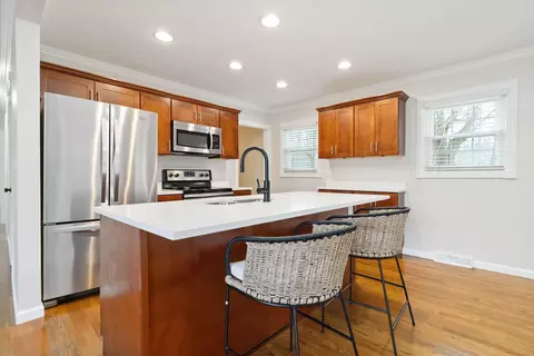 Kitchen - 12 Ashley Ave, Corbin, KY 40701 photo 2 of 3