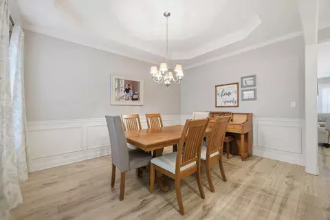 Dining - 413 Paddock Dr, Versailles, KY 40383 photo 1 of 3