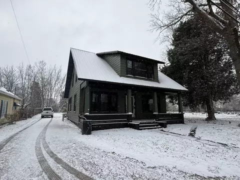 1912 Cypress St, Paris, KY 40361