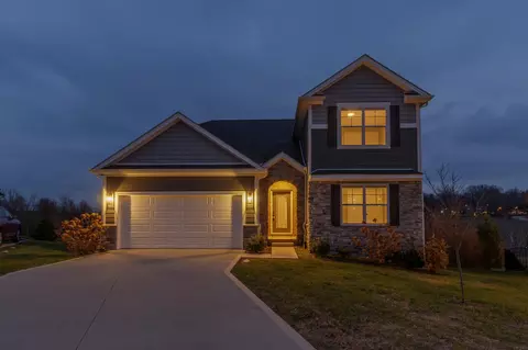 125 White Pine Ct, Frankfort, KY 40601